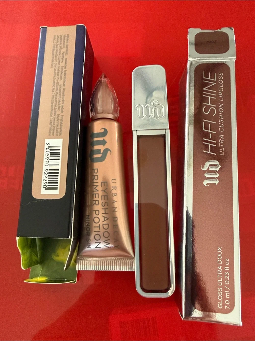 Urban Decay Eyeshadow Primer Potion & Hi-Fi Shine Lipgloss in Rose Bronze